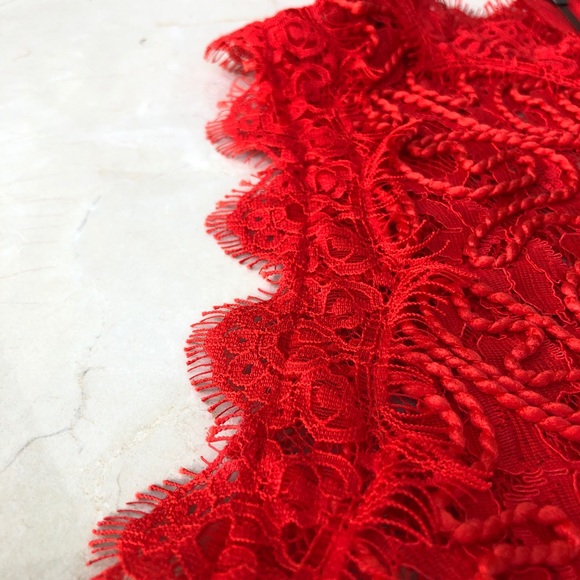 Zara Trafaluc Top Embroidered lace Size S - Picture 8 of 8